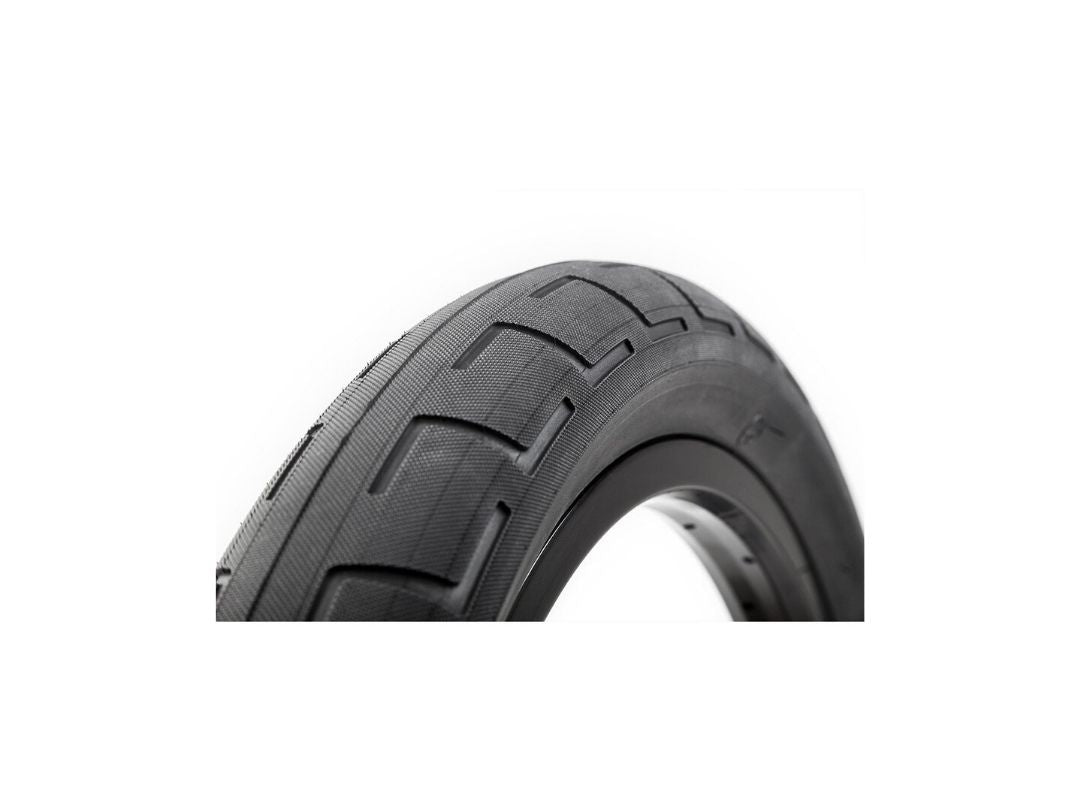 BSD Donnastreet Tire