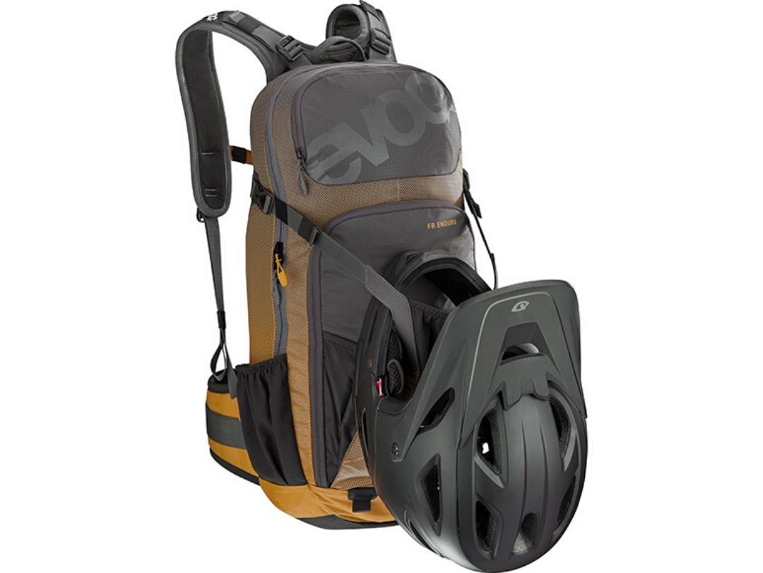EVOC FR ENDURO 16L BackPack