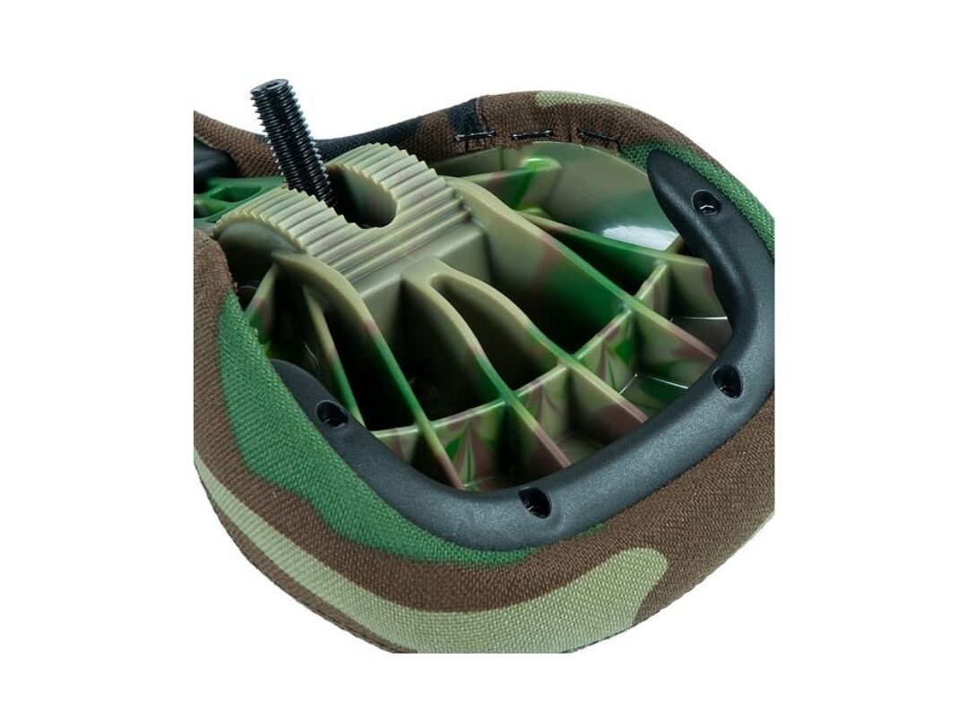 FEDERAL LOGO MID Pivotal Seat