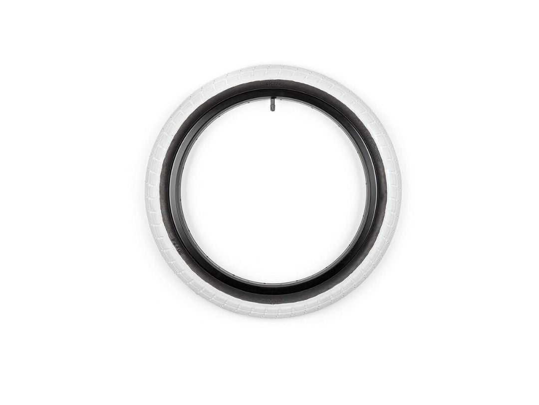 BSD Donnasqueak Tire