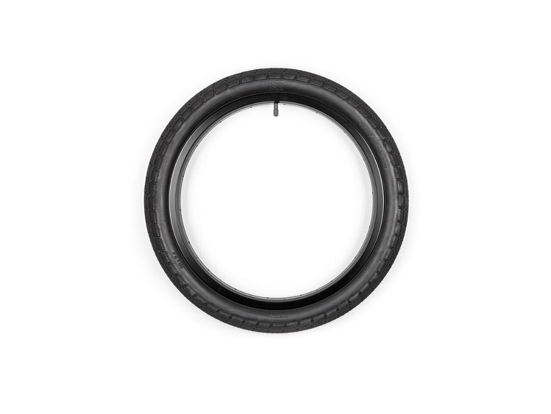 BSD Donnasqueak Tire