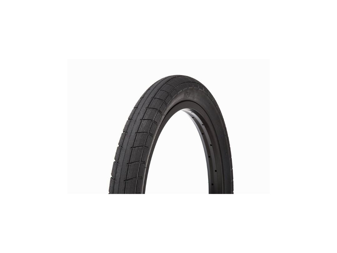 BSD Donnasqueak Tire
