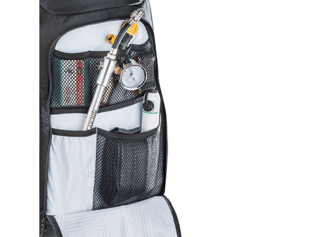 EVOC FR ENDURO BLACKLINE 16L BackPack