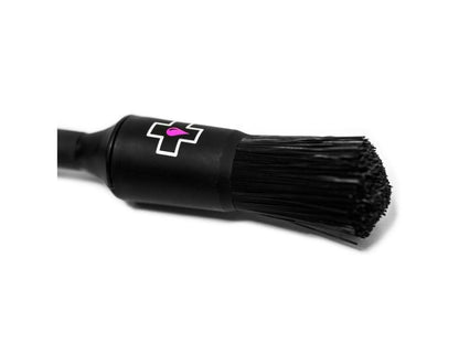 MUC-OFF Drivetrain Detailing Brush