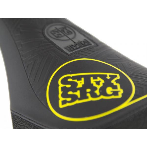 STAY STRONG TWIGHLIGHT SLIM PIVOTAL SEAT BLACK/YELLOW - Legend Bikes