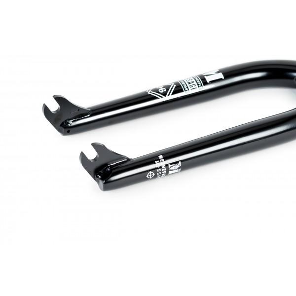 WETHEPEOPLE MESSAGE GLOSSY BLACK FORK - Legend Bikes